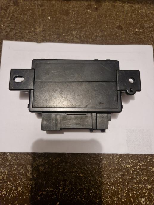 Racunalnik modul sedeza opel insignia gm 13582417