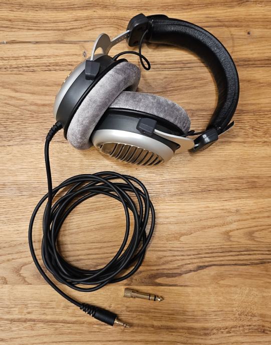 Beyerdynamic DT990 32ohm