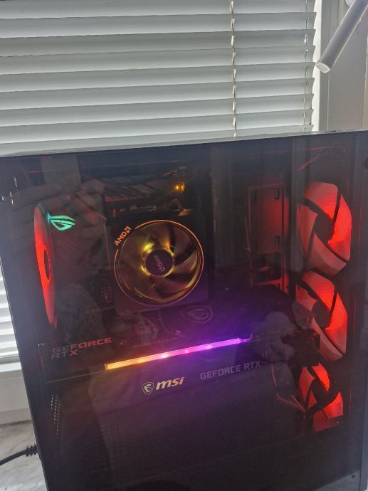 Ryzen 7 3700x, Rtx 3080, 32gb ram