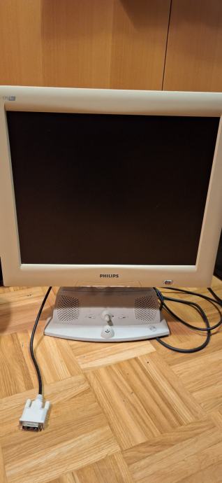 Monitor Philips 17col z vgrajenimi zvočniki