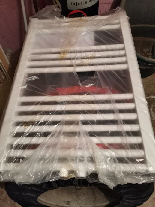 Cevni radiator