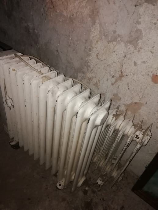 Električni oljni radiator