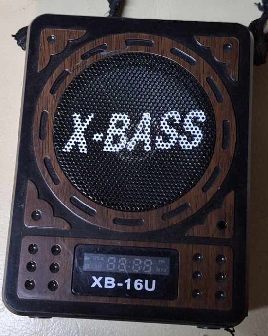 x-Bass akumolatorski, baterijski radijo usb sd card mp3 predvajalnik