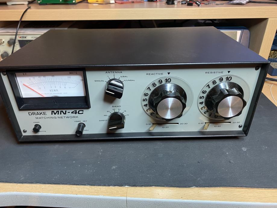 ANTENSKI TUNER DRAKE MN-4C