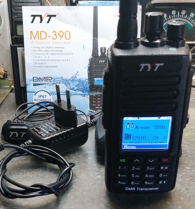 Dmr ročna UHF postaja Tytera