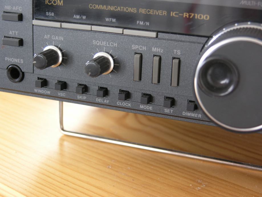 Icom IC-R 7100 Communications receiver