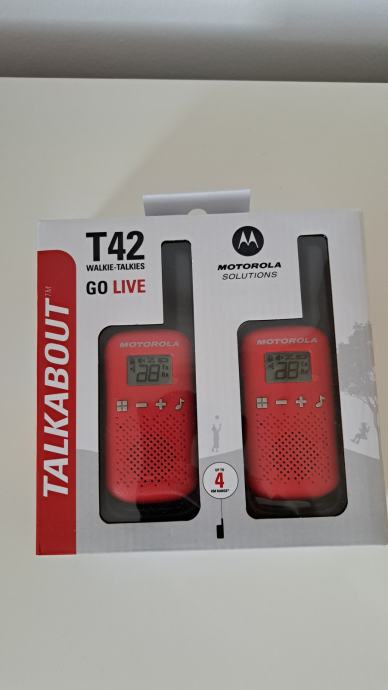 Motorola TLKR T42 walkie-talkie, rdeč