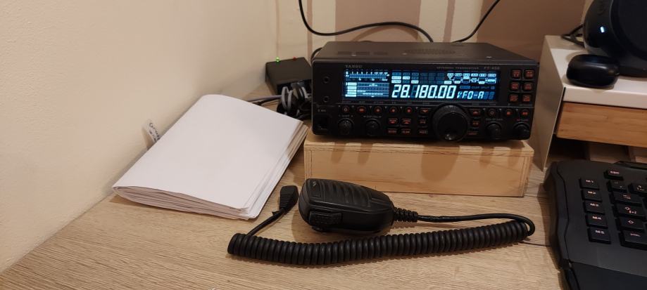 Yaesu FT-450