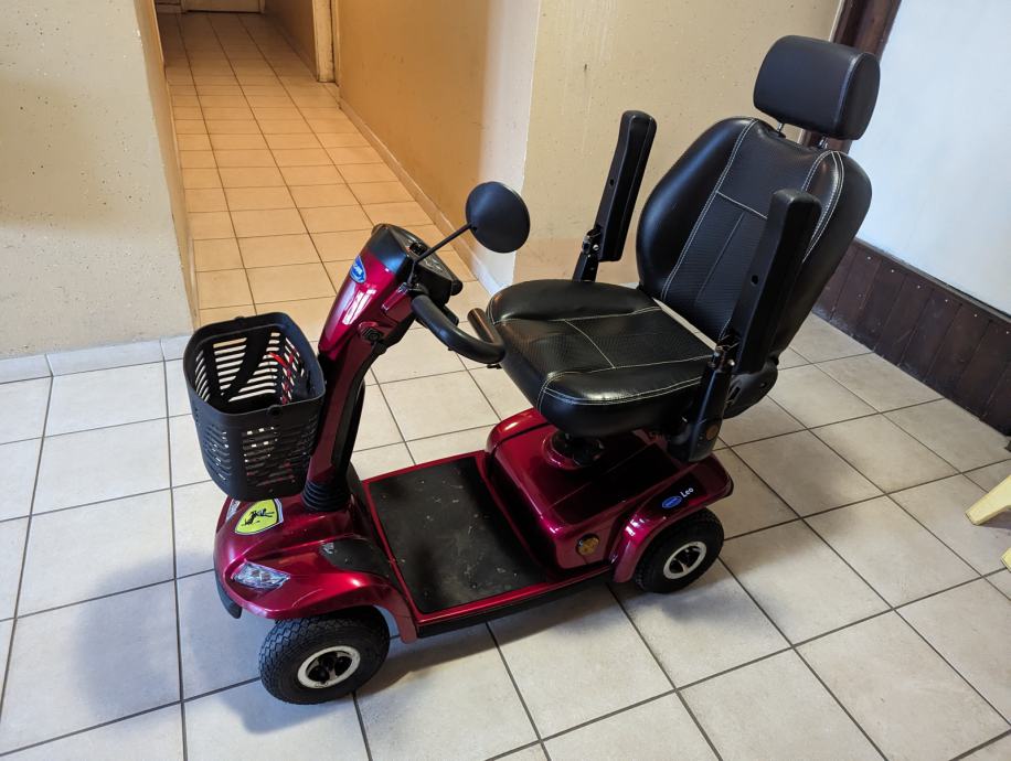 Invalidski Električni skuter Invacare LEO. Možna dostava!