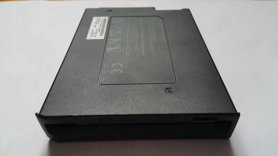 HP 1,44 MB disketna enoa za prenosnik, model 159538-001