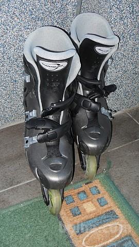 ROLLERBLADE št.45 Novi