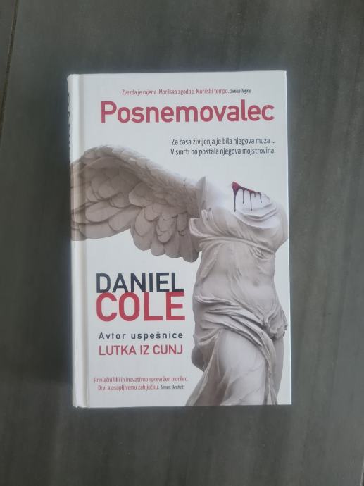 POSNEMOVALEC - Daniel Cole