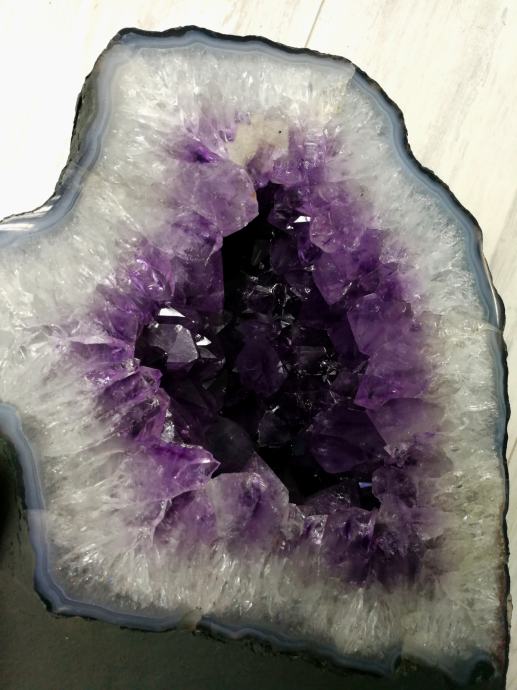 AMETHYST GEODE (FROM MOROCCO)