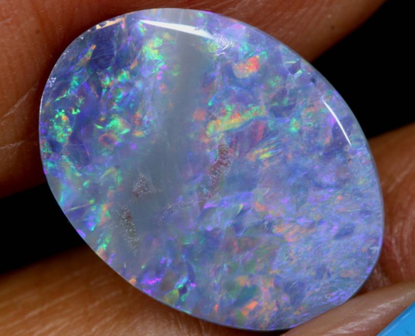 Avstralski Črni Opal-Black Opal-minerali-kamnine