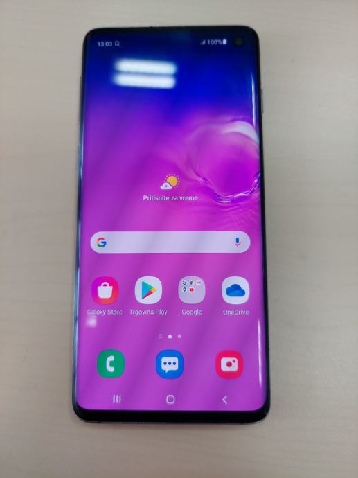 SAMSUNG Galaxy S10 (128GB, 6GB RAM) - ODLIČNO OHRANJEN