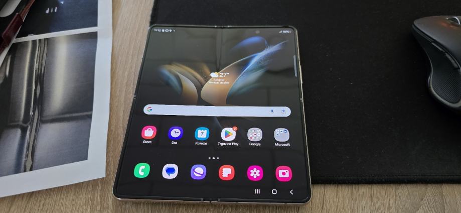 Samsung galaxy z fold 4