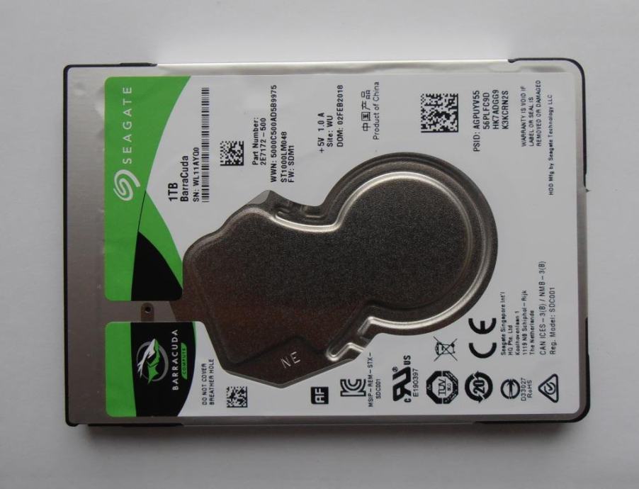 1TB Seagate Barracuda ST1000LM048-2E7172 1000GB