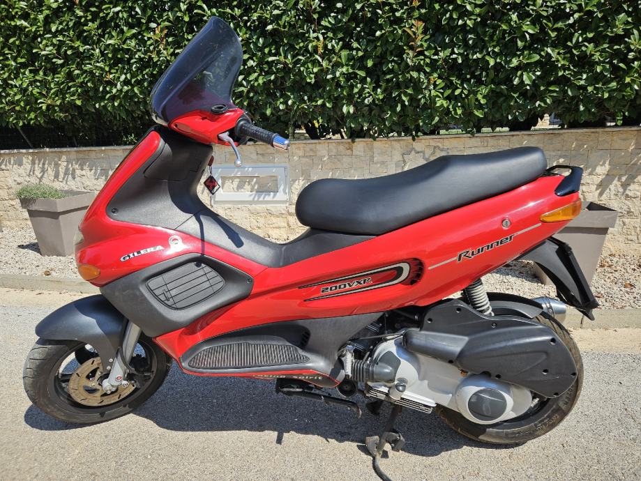 Gilera VXR 200, 2003 l.