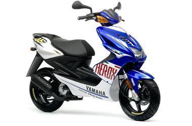 kupim skuter yamaha aerox, piaggo zip, gilera runner, peugeot,..., 2000 l.