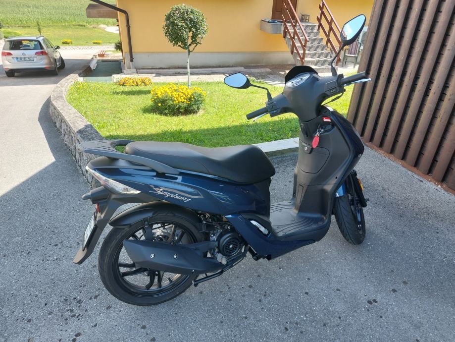 Sym Symhony 50 4T 50 cm3, 2022 l.