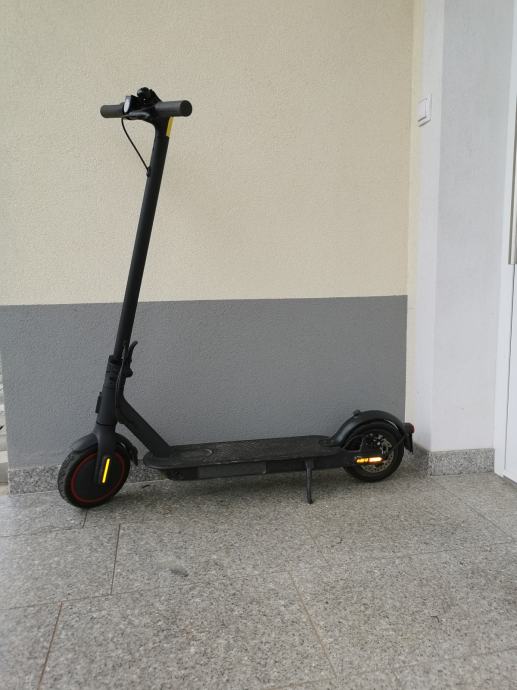 Prodam električni skiro Xiaomi Mi Scooter Pro 2