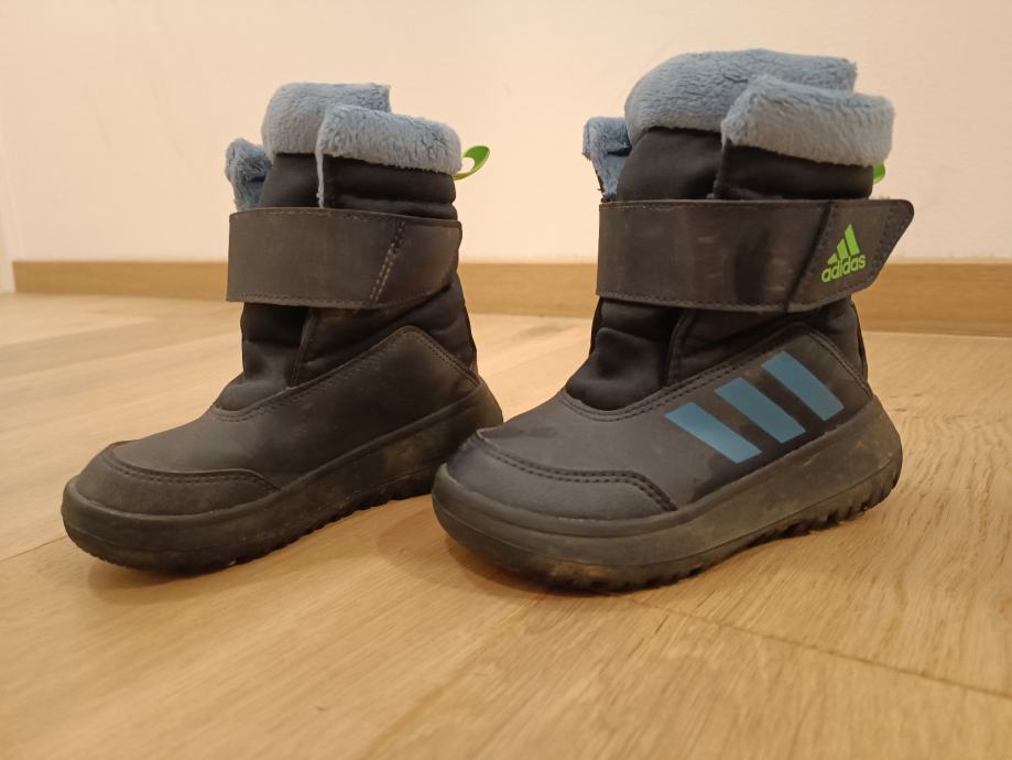 Otroški zimski škornji Adidas, vel. 25,5