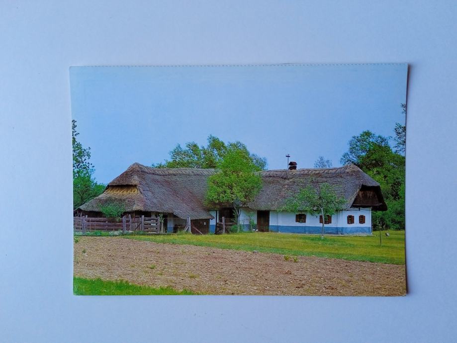 Gorišnica,Ptujsko polje.Prekmurska hiša,hram na vogelj