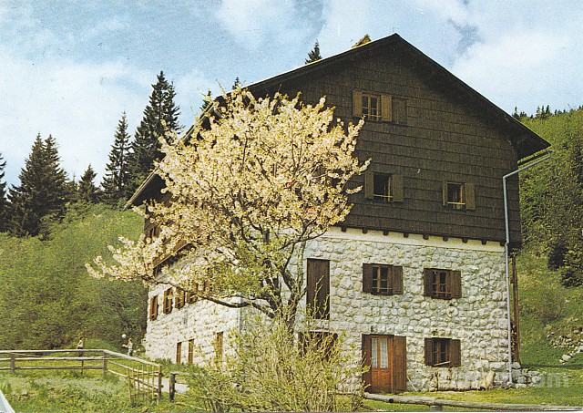 Razglednica - VALVAZORJEV dom pod Stolom 1971 potovana