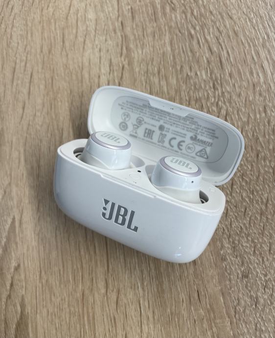 JBL LIVE 300TWS brezžične slušalke, bele (nove)