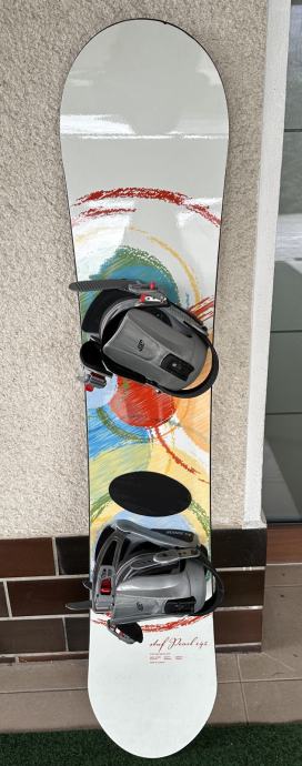 Snowboard 140cm & vezi