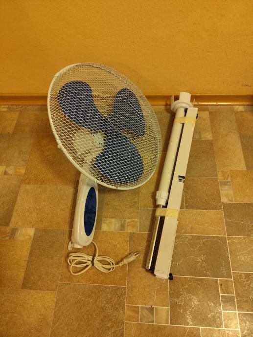 Sobni ventilator stoječi novo