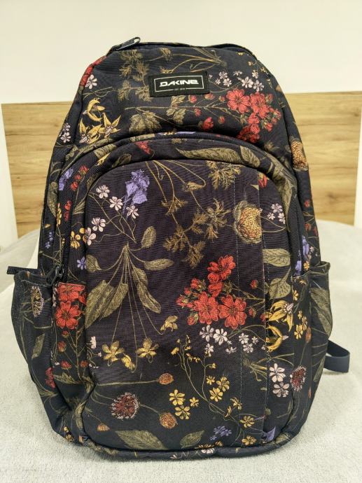 Dakine nahrbtnik 33l - kot NOV