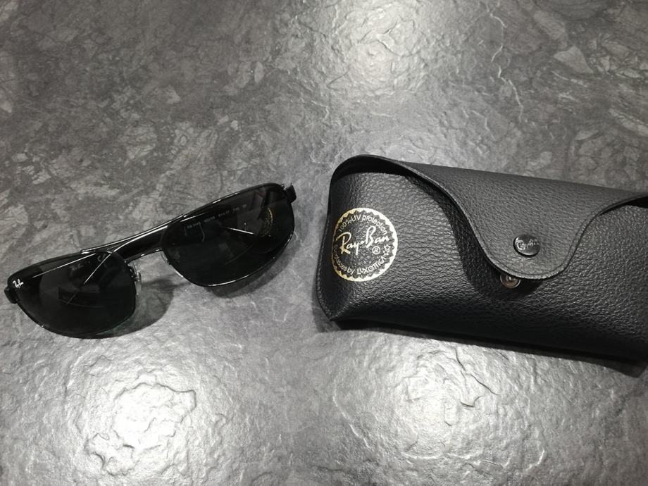 Mmoška sončna očala Ray-Ban RB3445