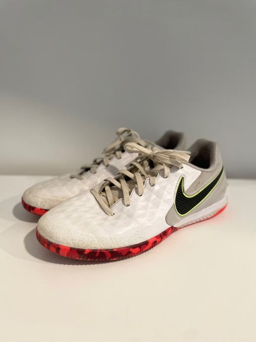 Nogometni čevlji Nike Tiempo št.39,5