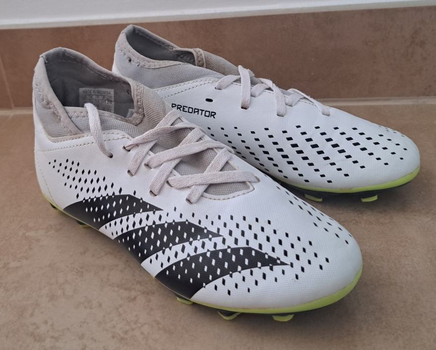 OTROŠKE KOPAČKE-ADIDAS PREDATOR ACCURACY.4 FXG - 35