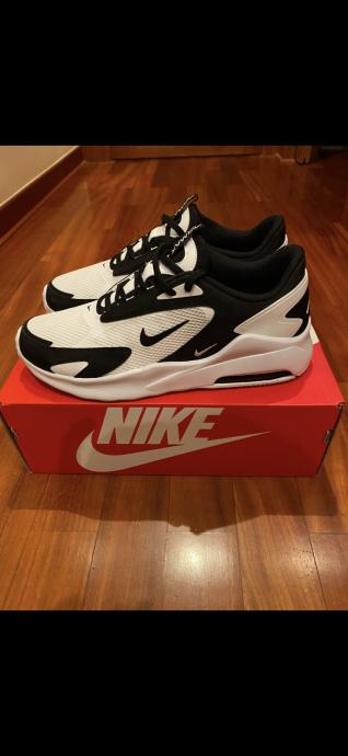 NIKE Air Max Bolt Superge št.44,5 Ugodno