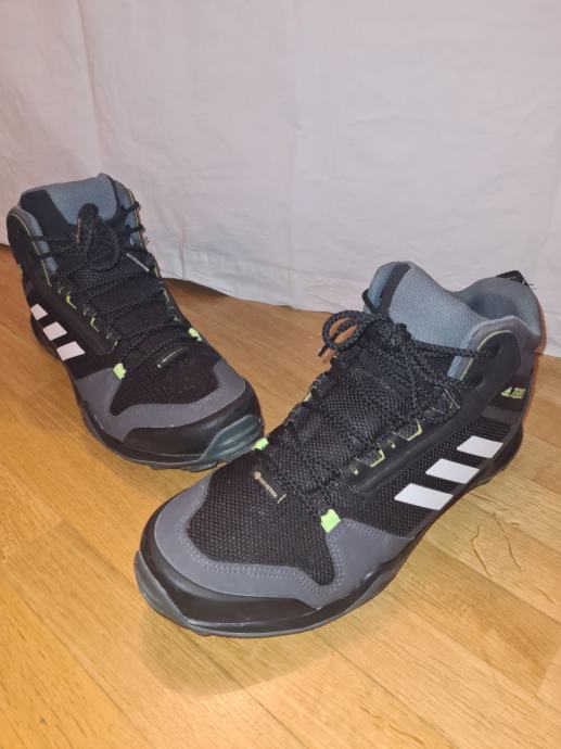 adidas terrex gtx mid