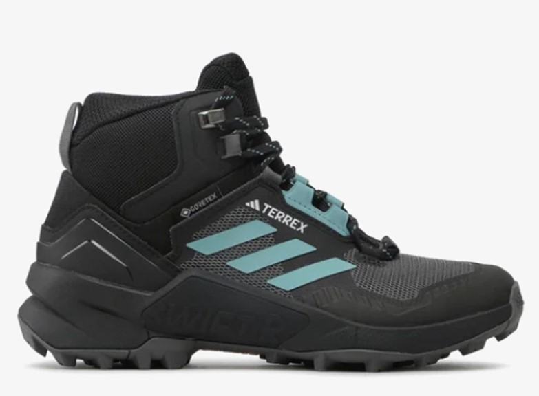 Visoki pohodni čevlji adidas terrex št. 42 naprodaj