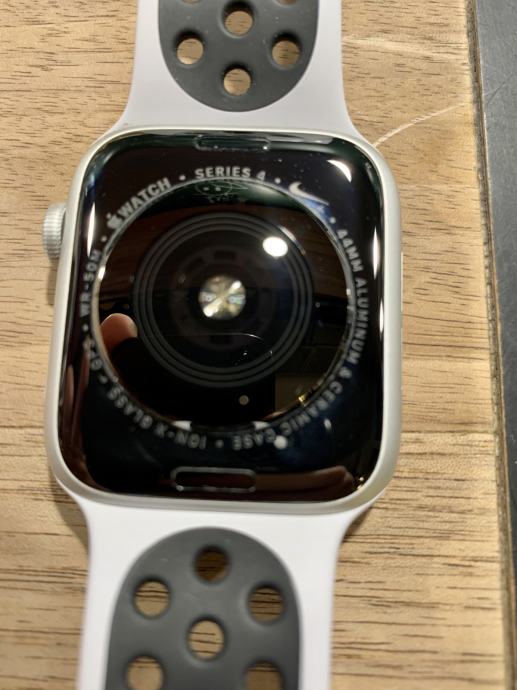 Замена экрана на apple watch 4 44mm орел