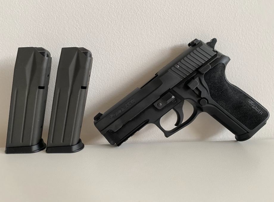 Polavtomatska pištola Sig Sauer P229 Nitron Compact 9x19