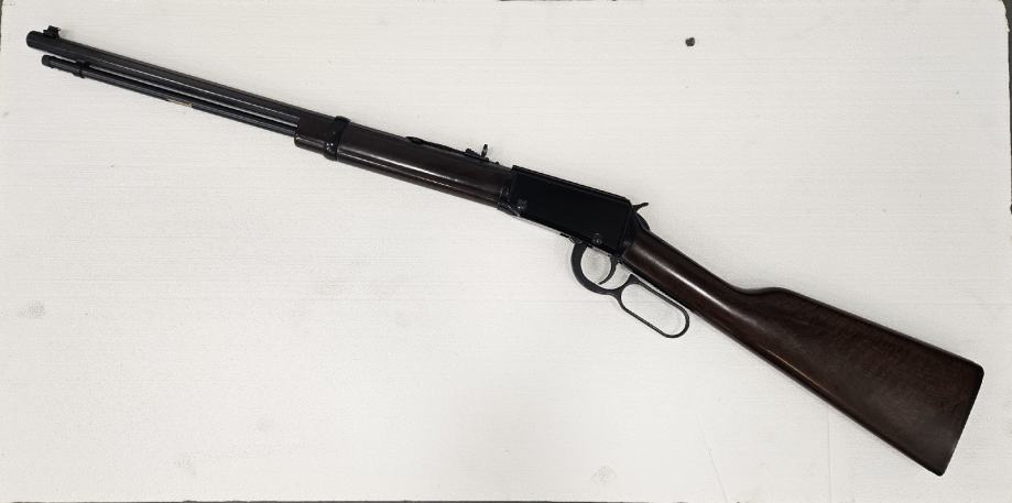 Puška Henry lever action Winchester