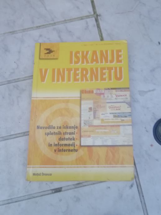 ISKANJE V INTERNETU  STRANCAR LETO 2001 CENA  10 EUR