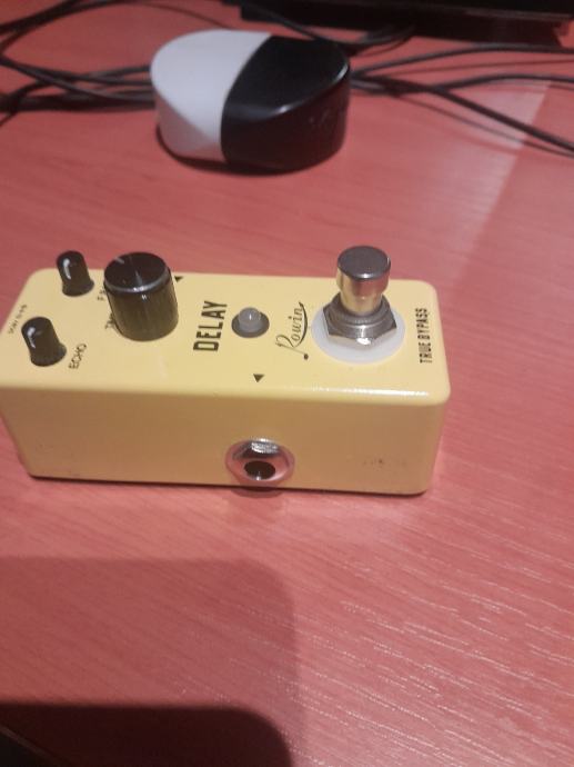 Delay Rowin analogni pedal