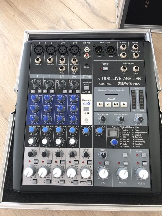 PreSonus StudioLive AR8 USB Mešalna miza