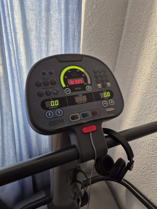 Tekalna steza , Technogym