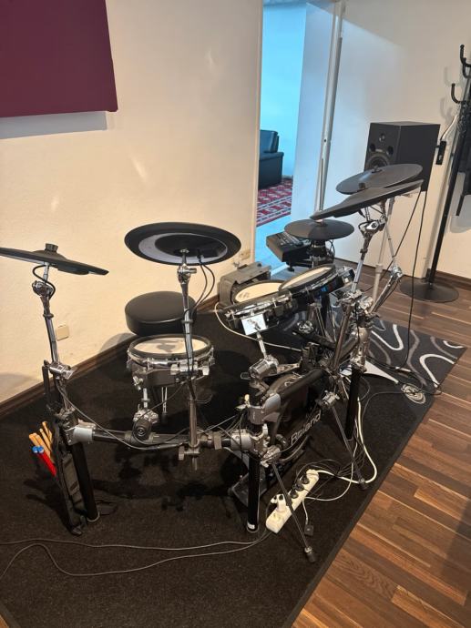 Roland TD-12 E-Drum V-Drum Bobni / KAO NOV