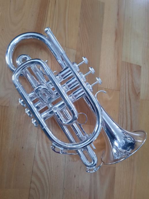 TROBENTA BACH Made In Usa Cornet B Uglasitev Srebrne Barve Kot Nova