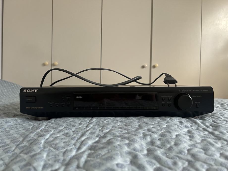 Sony stereo FM/AM Tuner