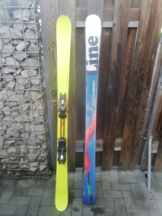 SMUČI ZA TURNO SMUKO LINE 160 CM CENA 65 EUR