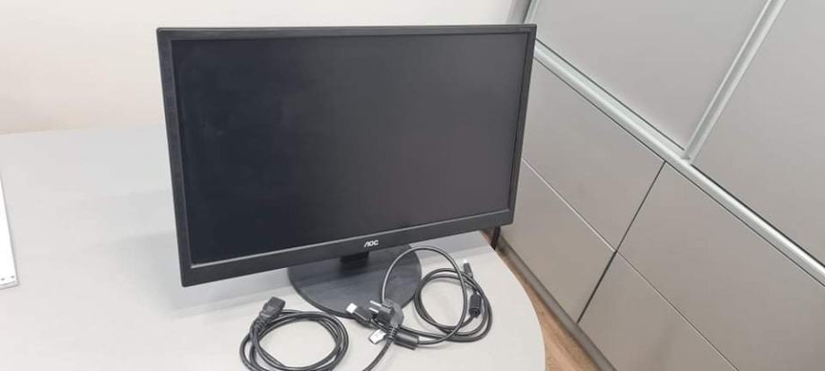 LCD MONITOR NOC